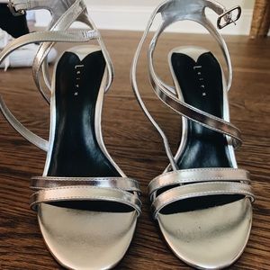 leith silver heels